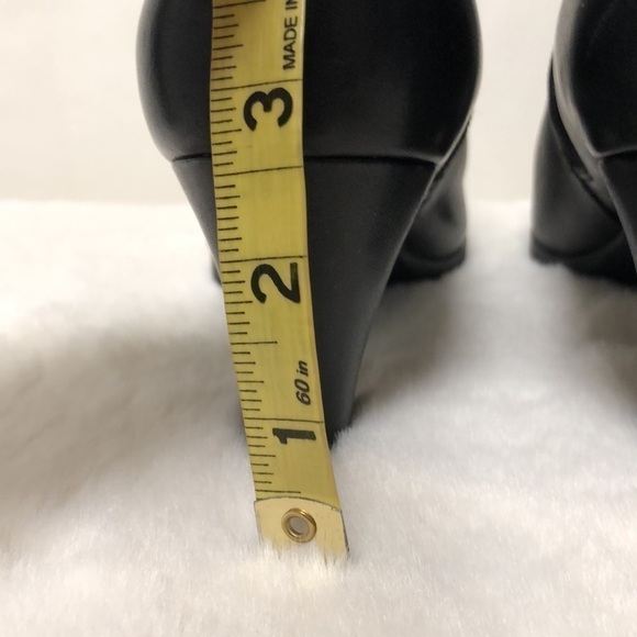 Anne Klein iFlex Leather Booties - Picture 4 of 13